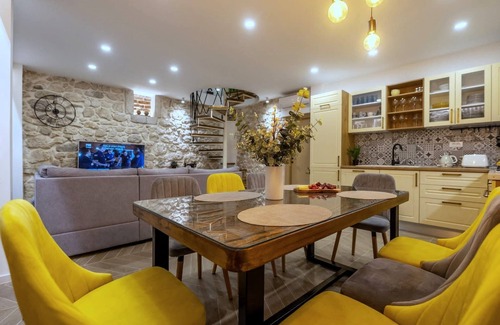 Tucepi Ski Chalet | Villa Didovina with pool