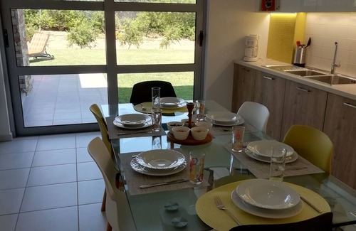 Rafina-Pikermi Apartment | Villa Dimitra - Apartment