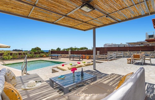 Lardos Villa | Villa Dione Seastone by Villa Plus