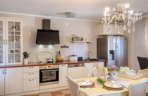 Kastel Sucurac House | Villa Dita - with a pool close to Split