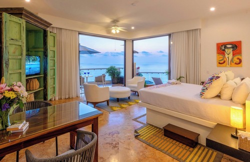Conchas Chinas Hotel | Villa Divina Luxury Boutique – Adults Only