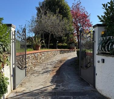 Castelnuovo Magra Villa | Villa Dolce Vita - Luxury