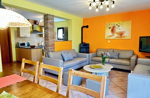 Premantura Villa | "Villa Dolce Vita" up to 9 beds with private garden and swimming pool
