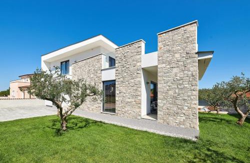 Kastel House | Villa Dolcea