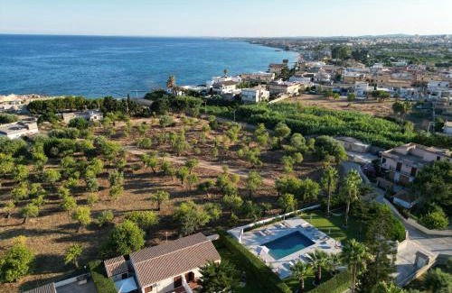 Falaride Apartment | Villa Dolmen Beach