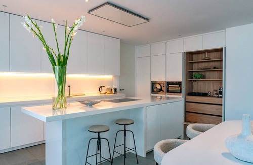 New Golden Mile Villa | Villa 'Dominica' with Sea View, Wi-Fi and Air Conditioning
