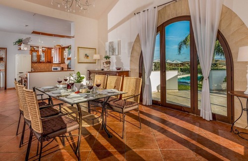 Paceco Villa | Villa Donna Agaver 6, Emma Villas