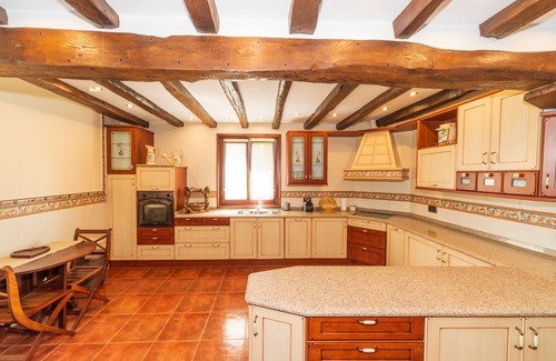 Zubiate Villa | Villa Doraletxe by Urdaibai Rentals