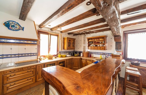 Zubiate Villa | Villa Doraletxe by Urdaibai Rentals