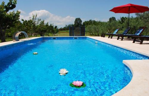 Orihi House | Villa Dorina