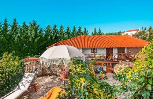 Monaco House | Villa Dos Cedros
