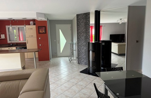 Beaune-les-Mines House | VILLA DU LAC