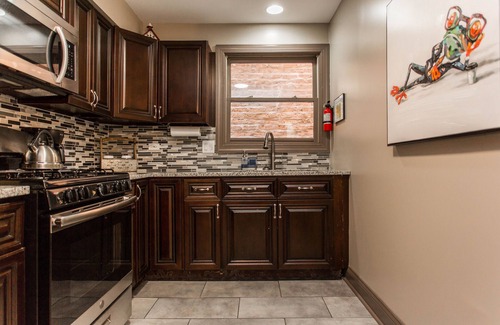 Bronzeville House | Villa Dubois Guest House