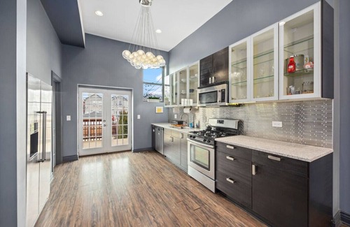 Bronzeville Bed & Breakfast | Villa Dubois Guest Room 6