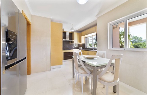 Albufeira Villa | Villa Duma with private pool and jacuzzi which can be heated