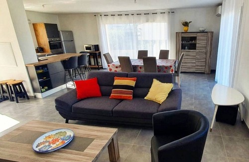 Palasca Villa | Villa Duplex 6 Personnes - Piscine - A 900m de la Plage