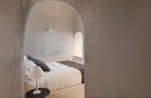 Fira Hotel | Villa Dusk and Dawn in Fira