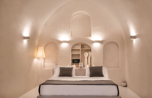 Fira Hotel | Villa Dusk and Dawn in Fira