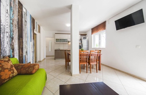 Podstrana Villa | Villa Dvori Viškovi-Seven Bedroom Villa with Swimming Pool