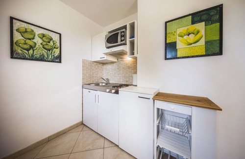 Podstrana Villa | Villa Dvori Viškovi-Seven Bedroom Villa with Swimming Pool