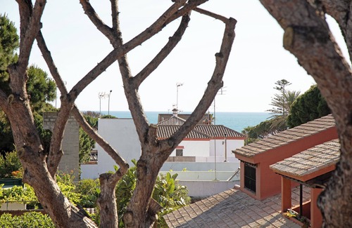 Chiclana de la Frontera Villa | Villa 'El Chozo' with Sea View, Private Pool and Wi-Fi