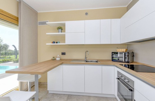 Moniga del Garda Villa | Villa Easy chic in Moniga del Garda with private pool