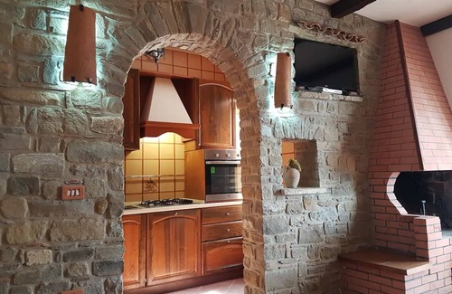 Perdifumo Villa | Villa Eddy sleeps 12 with magnificent pool 3 km from Castellabate
