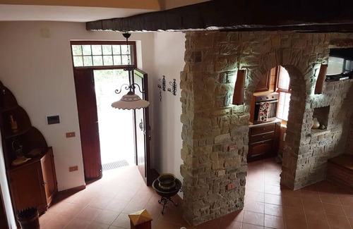 Perdifumo Villa | Villa Eddy sleeps 12 with magnificent pool 3 km from Castellabate