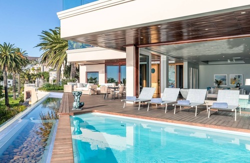 Bantry Bay Villa | Villa Een - Three Bedroom Villa, Sleeps 6