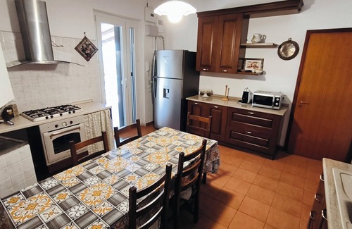 Belpasso Villa | VILLA EGLE BELPASSO, garden with swimming pool near Etna and Etnaland