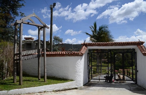 Medellin Cabin | Villa El Eden Santa Elena