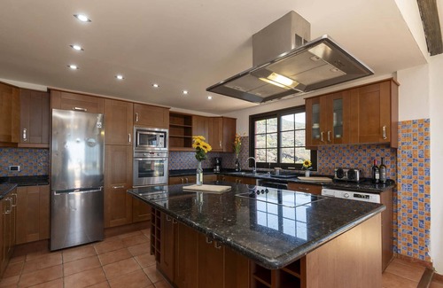 Armenime Villa | Villa El Mirador 6 Bedrooms
