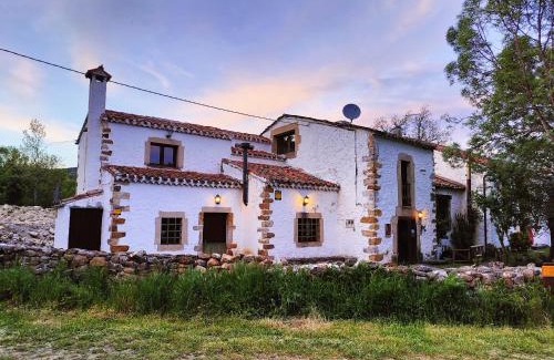 Molinos de Razon Ski Chalet | Villa El Molino Blanco