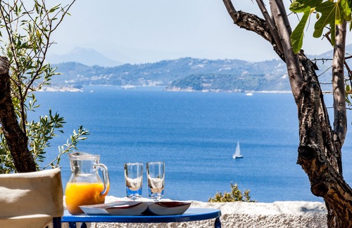 Loutraki Villa | Villa Elaion With Private Pool- Sea Views -sleeps 4+1(sofa bed -cot- baby chair