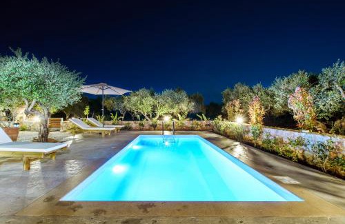 Sternes Villa | VILLA ELAIONAS