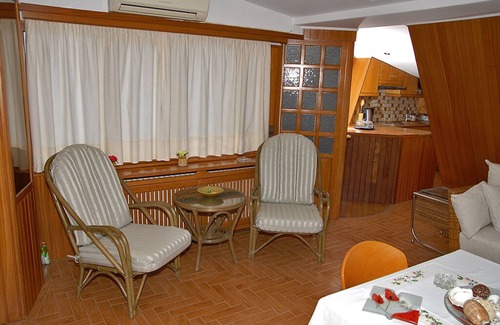 Assos-Lechaio Villa | Villa Elegant,free WiFi