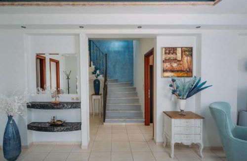 Agios Nikolaos Villa | Villa Eleftheria with heated pool