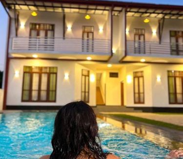 Ingiriya Villa | Villa Elegant Oasis