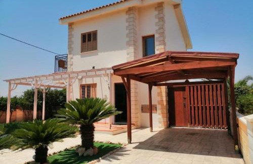 Ayia Napa Villa | Villa Elena Gardens