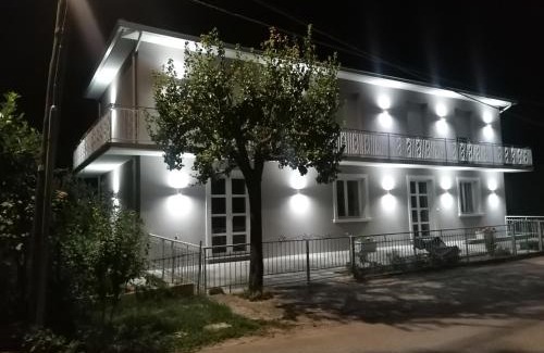 Mirabella Eclano House | Villa ELENA