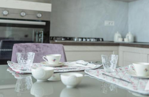 Mirabella Eclano House | Villa ELENA