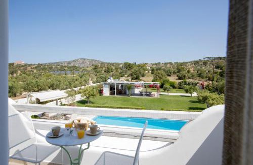 Limni Vouliagmenis Villa | Villa Elena Loutraki