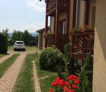 Smizany House | Villa Elena