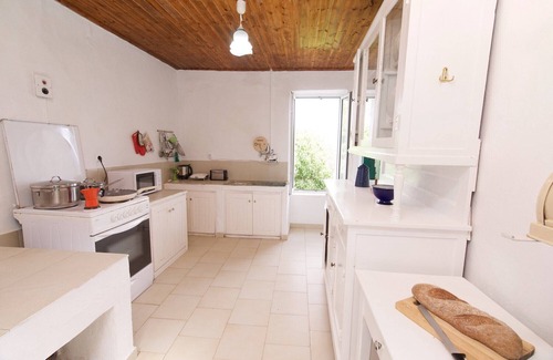 Mesovounia Villa | Villa eleni family tradiotional house