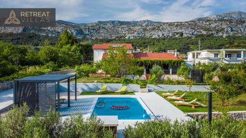 Tugare Villa | Villa Eleona with private pool and garden