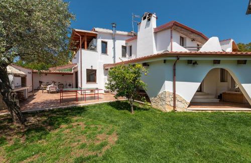 Torre degli Ulivi House | Villa Eleonora Residence App to 3
