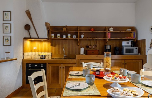 San Vivaldo Villa | Villa 'Eleonora' with Private Pool, Private Garden and Wi-Fi
