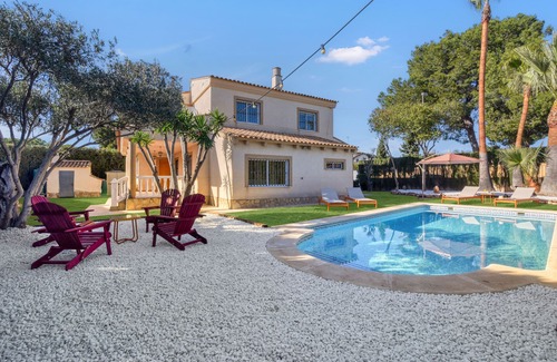 L'Eliana Villa | Villa Elia : Cinema : Gym : KidsRoom : Pool & BBQ