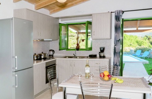 Lampini Villa | Villa Elia with mountain and lake view