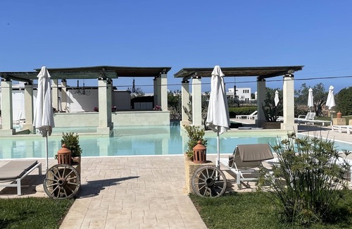 Alezio House | Villa Elisabetta with Jacuzzi and pool area